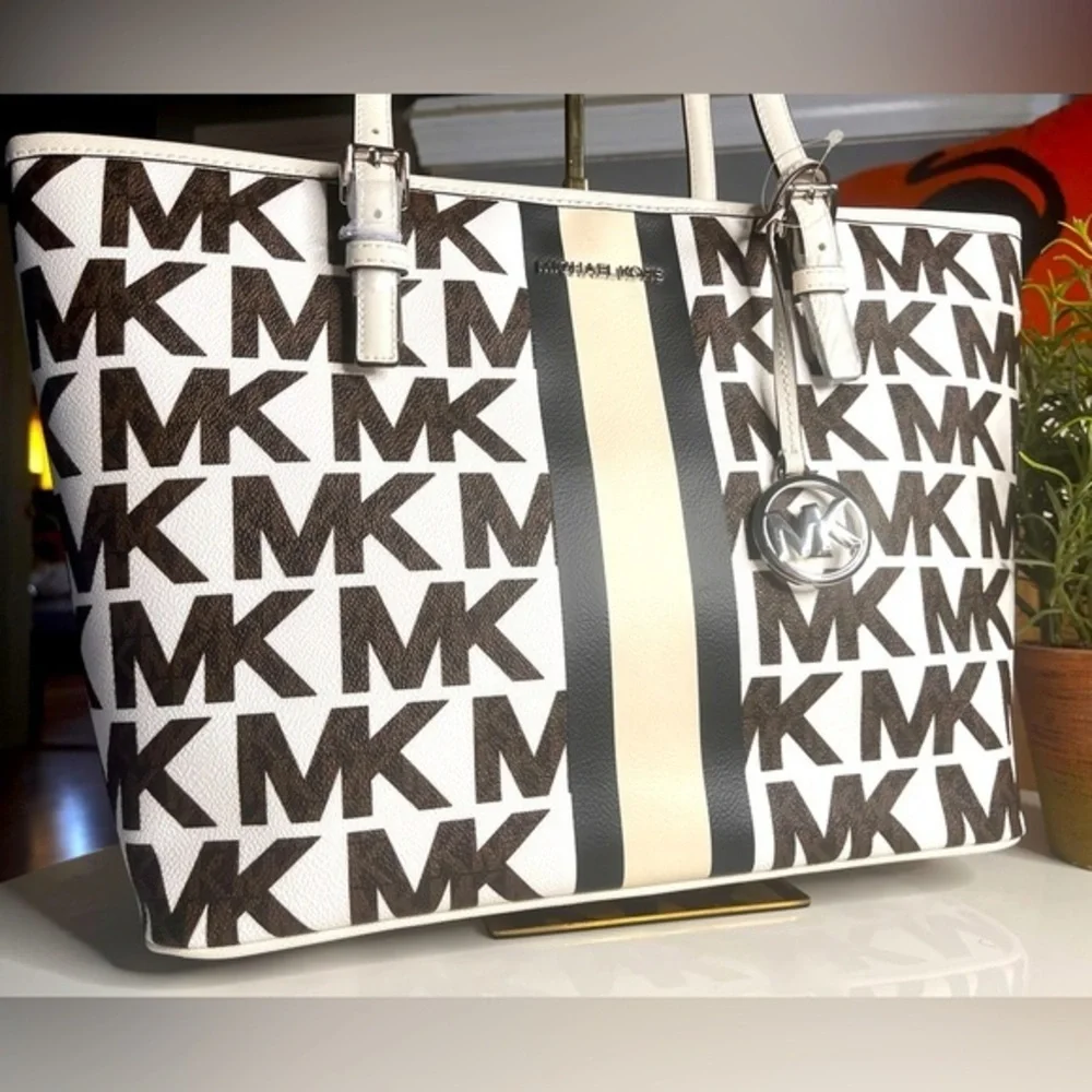 Michael Kors Large Logo Carryall Tote Signature MK Stripe NWT